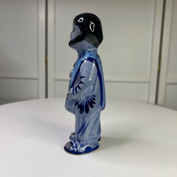 Tonala Mexican Pottery Nativity Scene Figurine Christmas Decor (Chipped on Foot) - Picture 7 of 7